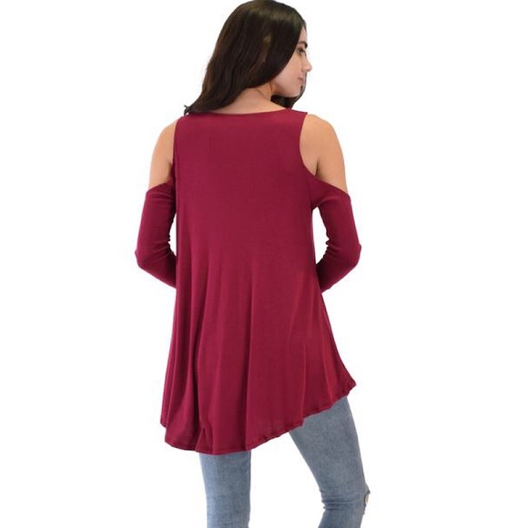 Women’s Top - Picture 3 of 4